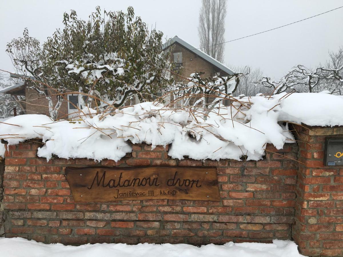 Matanovi Dvori Villa Slavonski Brod Esterno foto